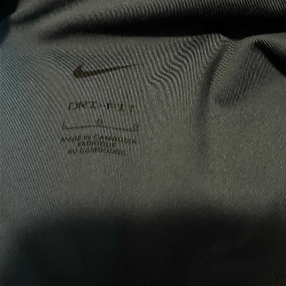 Nike Green 7/8 Leggings - Picture 5 of 7